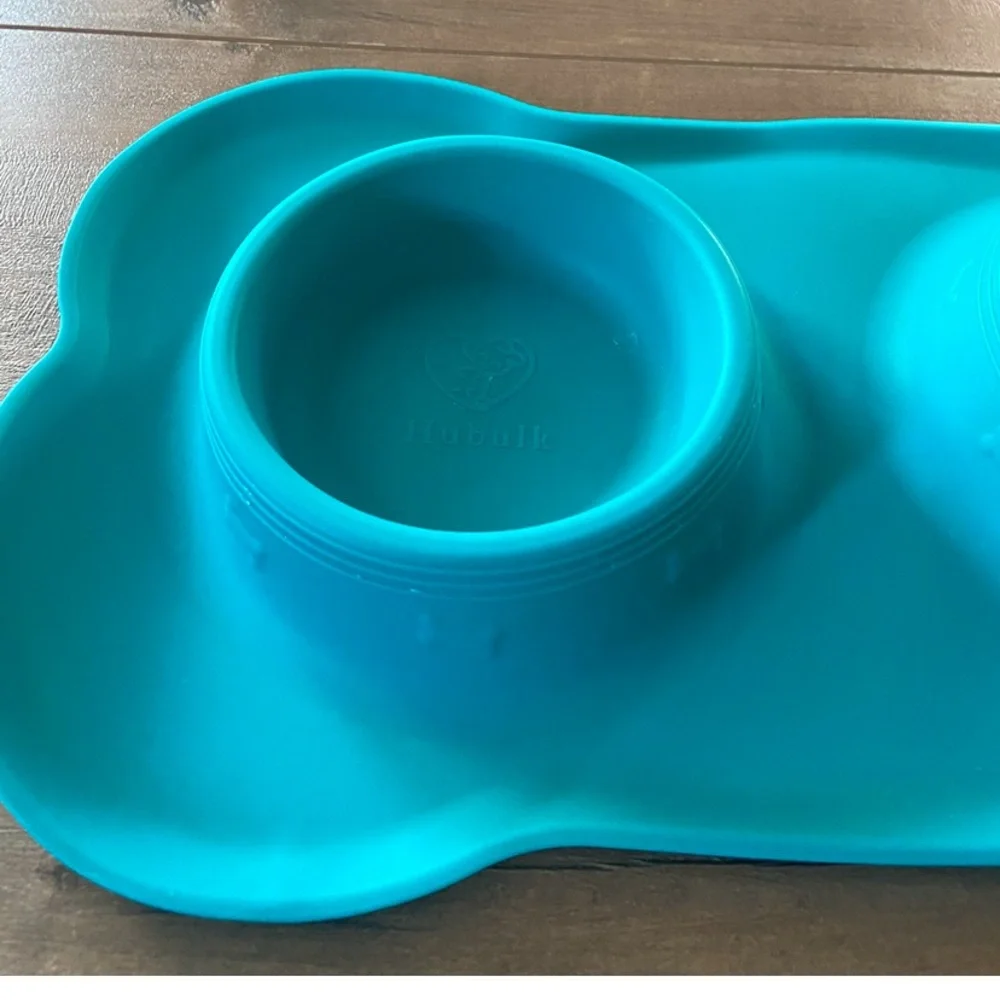 Hubulk Pet No Spill Non-Skid Silicone Mat Food Bowl for Water and Food - Small